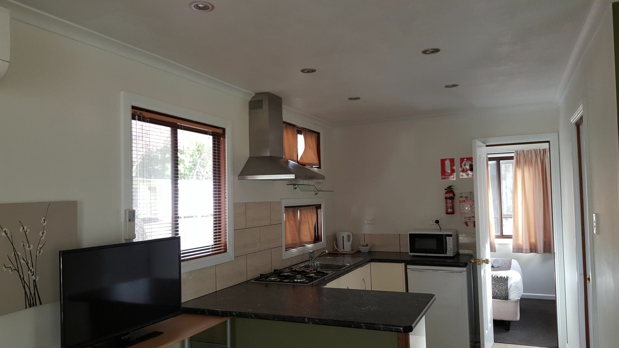Breeze Holiday Parks - Grampians Halls Gap Exterior photo